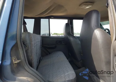 2001 Jeep Cherokee Sport from USA, damaged, VIN 1J4FT48S11L503254